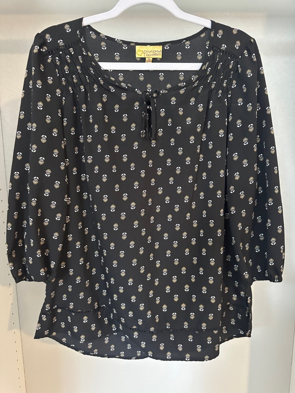princess vera wang Black Floral Tie-Neck Peasant Blouse